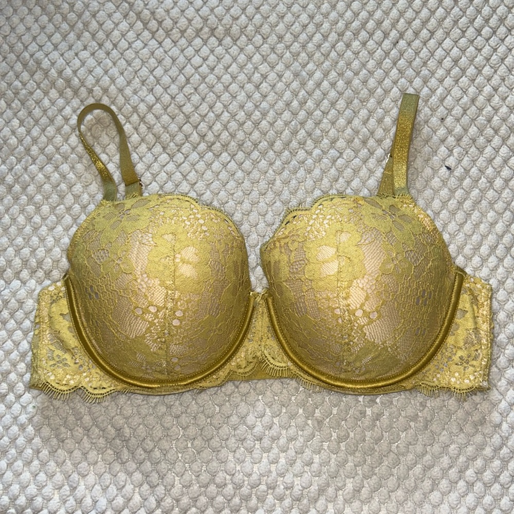 Victoria Secret Bra 36D